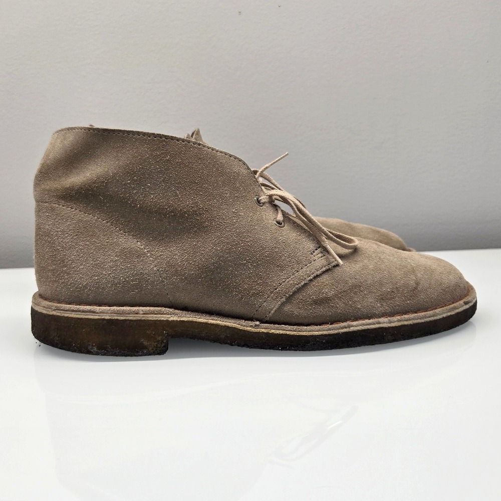 Clarks Originals Desert Boots Men 9.5 Taupe Tan Suede Chukka Crepe Sole Heritage